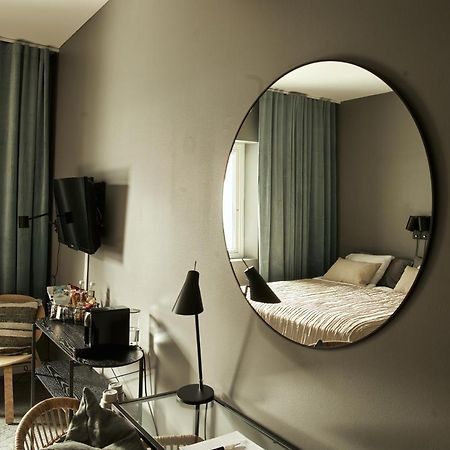 Hasse Pa Sjoekanten Hotell & Restaurang เยินเชอปิง ภายนอก รูปภาพ